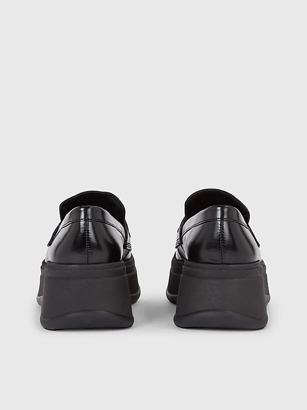Mocassim de plataforma em couro