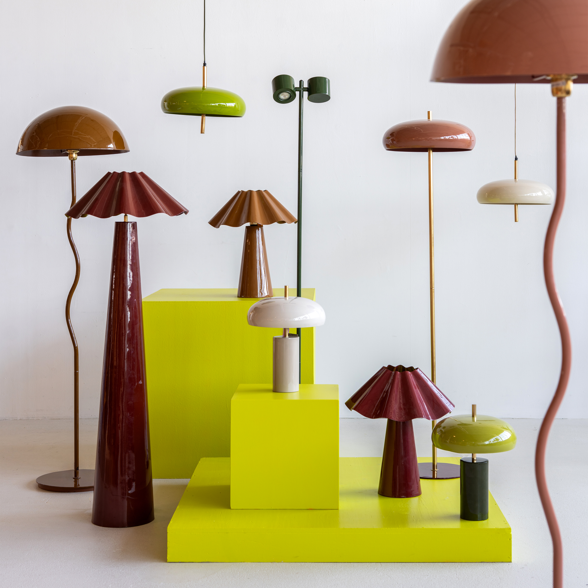 Vloerlamp Adams dark red