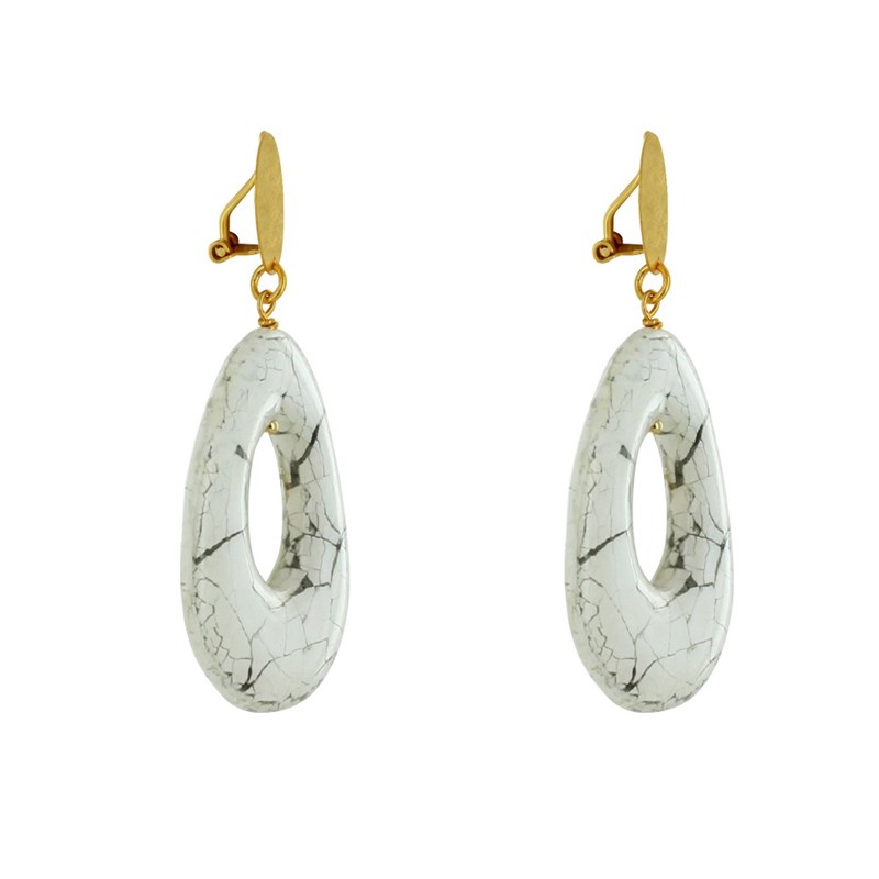 Boucles d'Oreilles Clip Laiton Mat Pastille Brossée Goutte Ajouré en Résine Craquelée