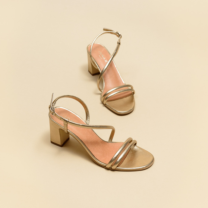 Sandales à talons et brides  en cuir métallisé or