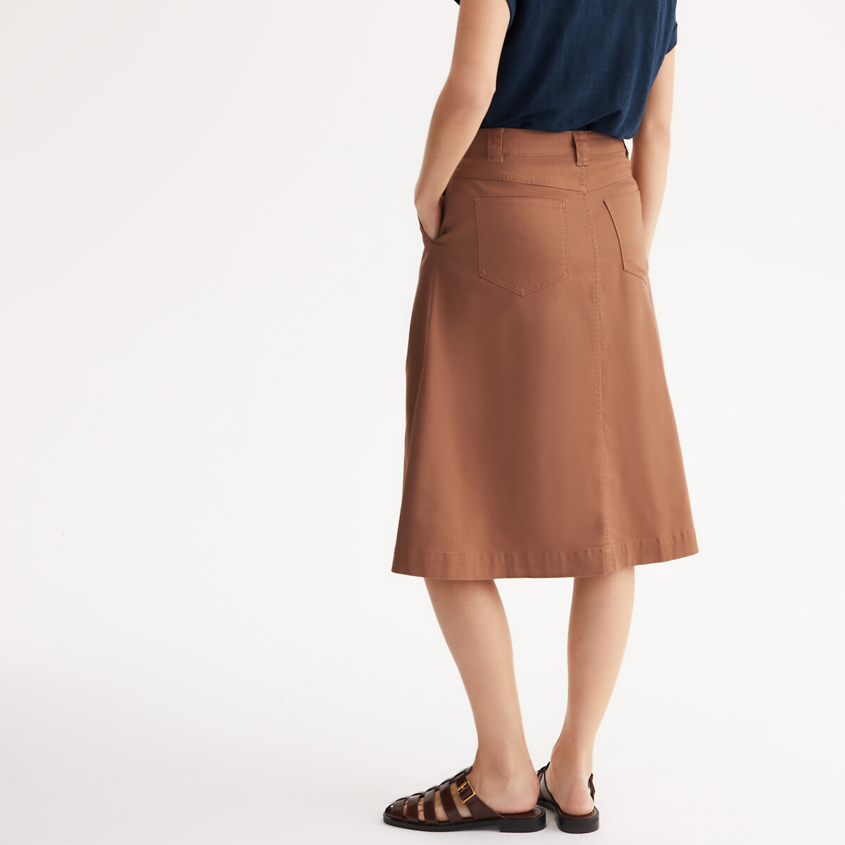 ANNE WEYBURN<br>Saia midi com botões e detalhes em bandeira