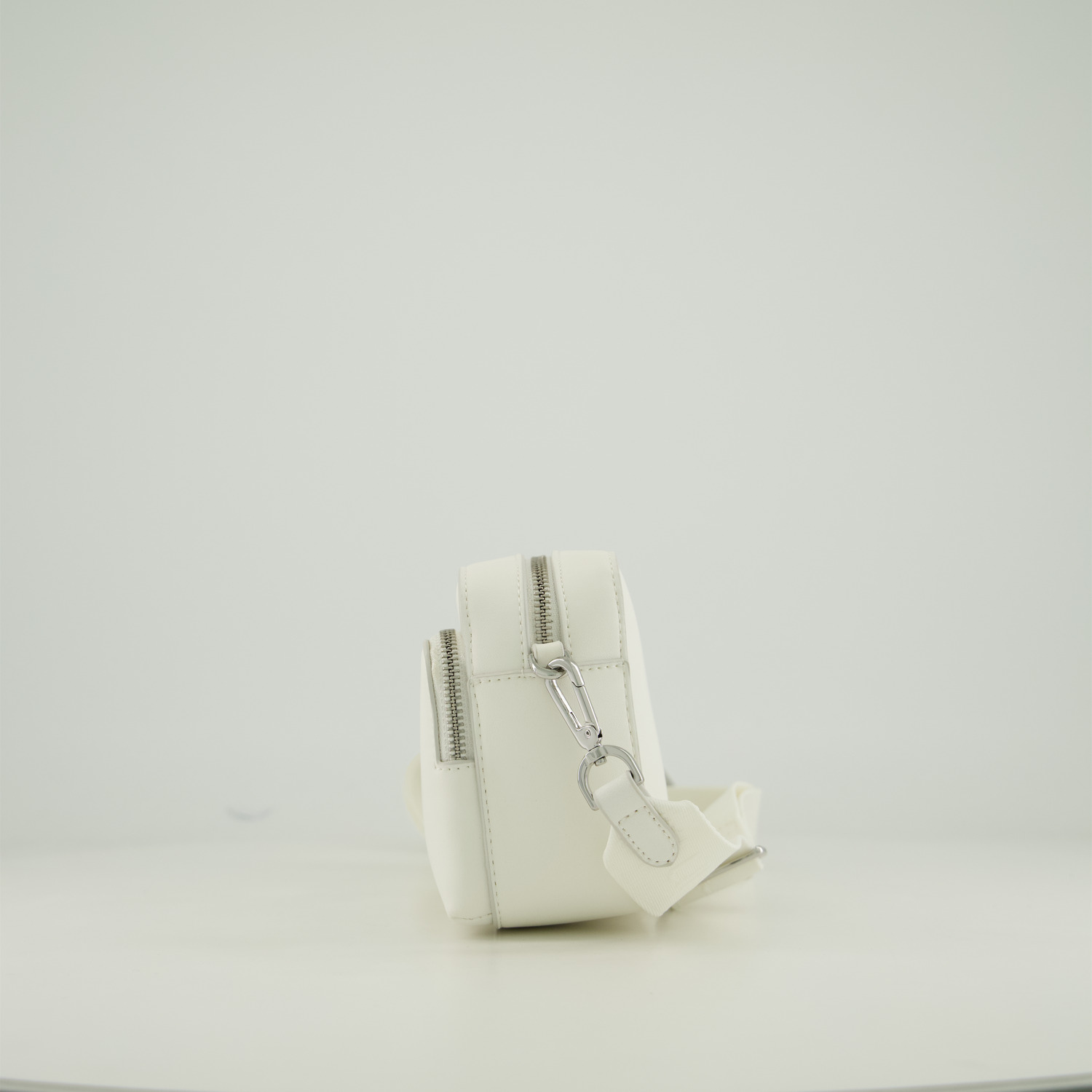 Calvin Klein CK MUST CAMERA BAG