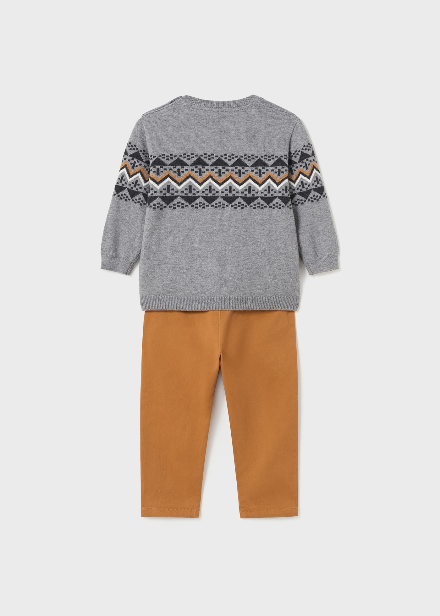 Conjunto de 2 peças para bebê: suéter e calça.