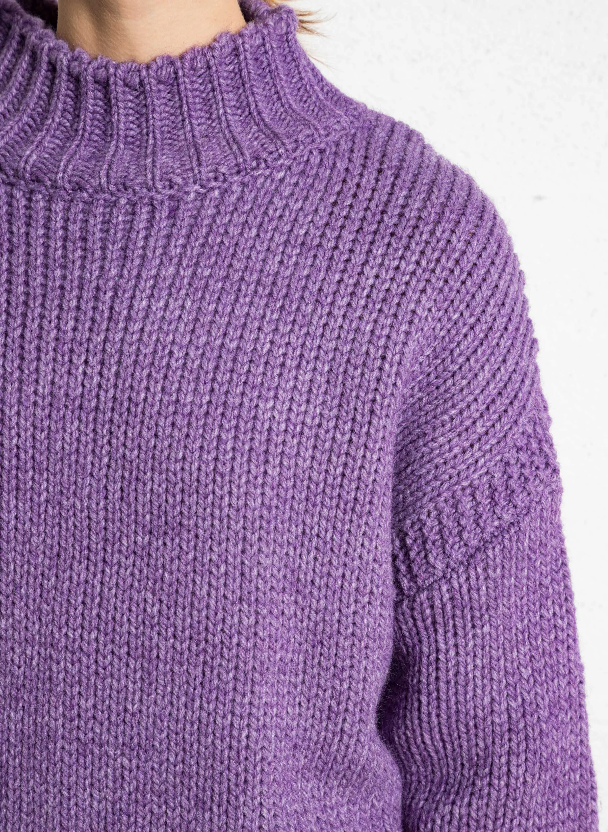 CASSIDY - Pull oversize col montant en laine mélangée | Violet