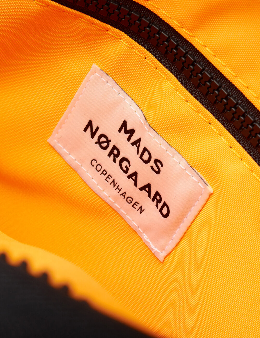 Mads Nørgaard  Bel One Cappa crossbodytaske - sort
