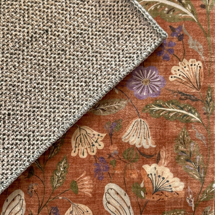 Wasbaar vloerkleed - Misty Flowers Terracotta  | Wasbaar