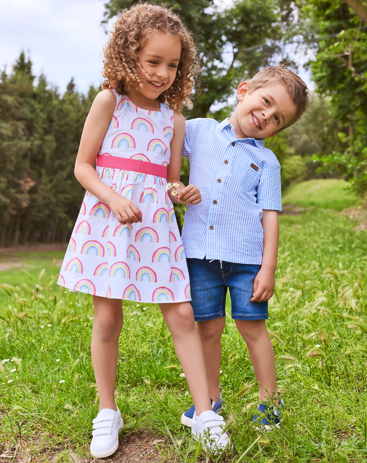 Kleid RAINBOWS AOP ärmellos in weiß
