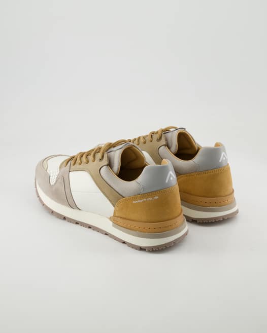 Ambitious Vince Sneaker in Beige