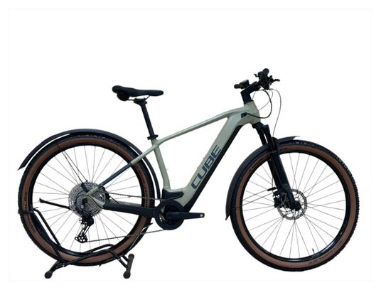 Produit reconditionné . Cube Reaction Hybrid Pro 625 Allroad Shimano Deore 2022 . VTT électrique . Cube . très bon état