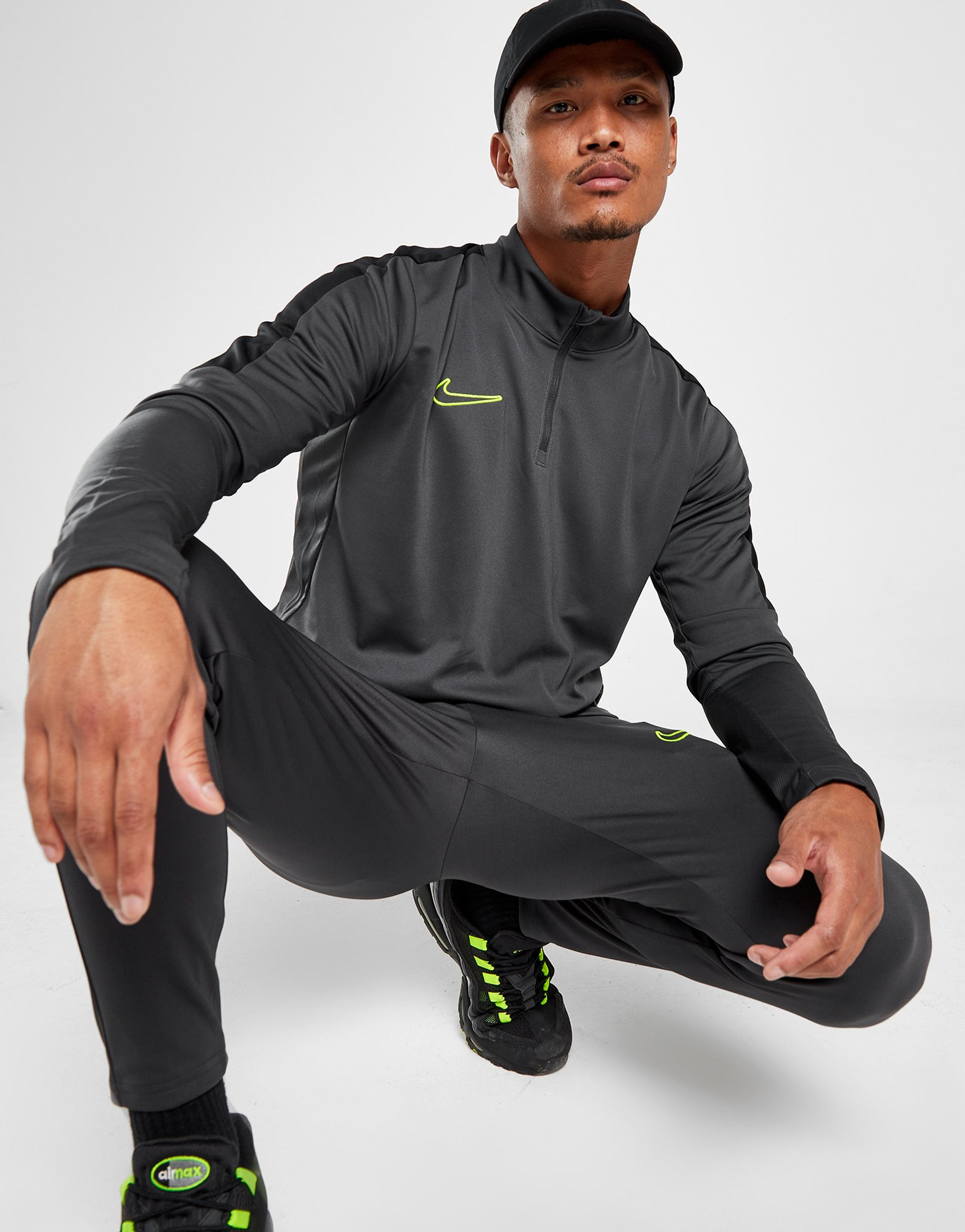 Nike Haut Zippé Academy Essential Homme