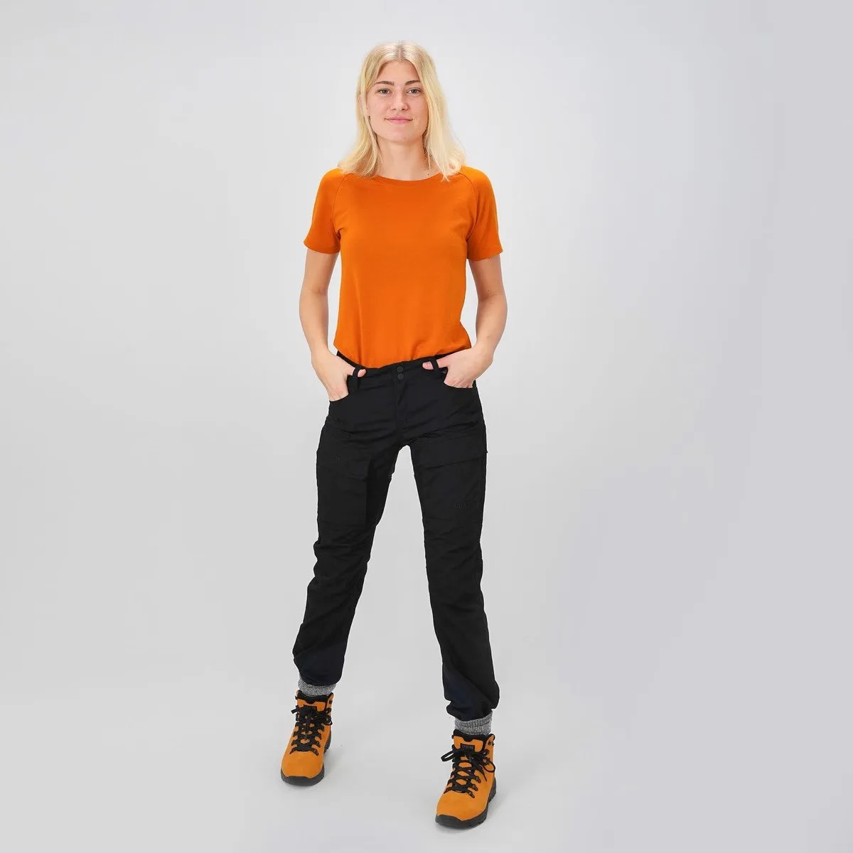 Urberg Women's Diabas Hiking Pants Capers