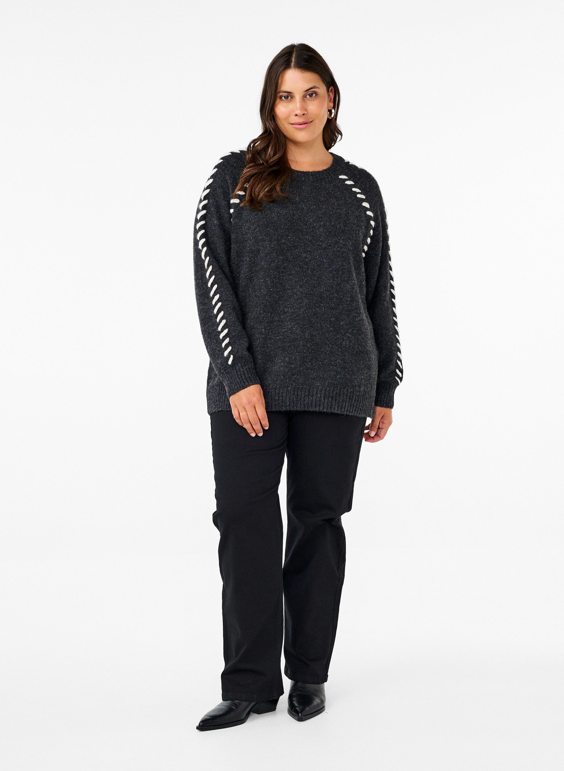 Strikbluse med stikninger