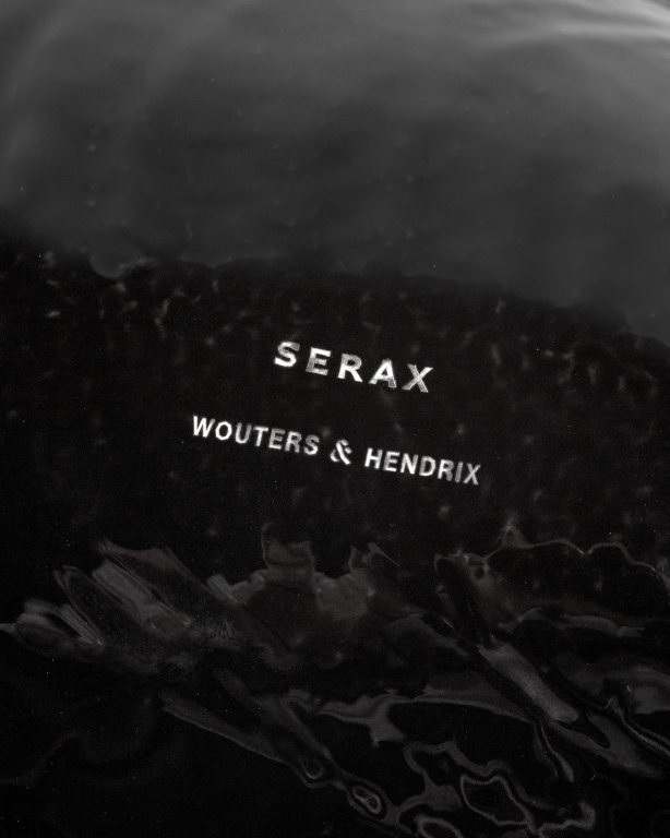 Serax Les Objets Mouleversants by Wouters & Hendrix schaal S Black