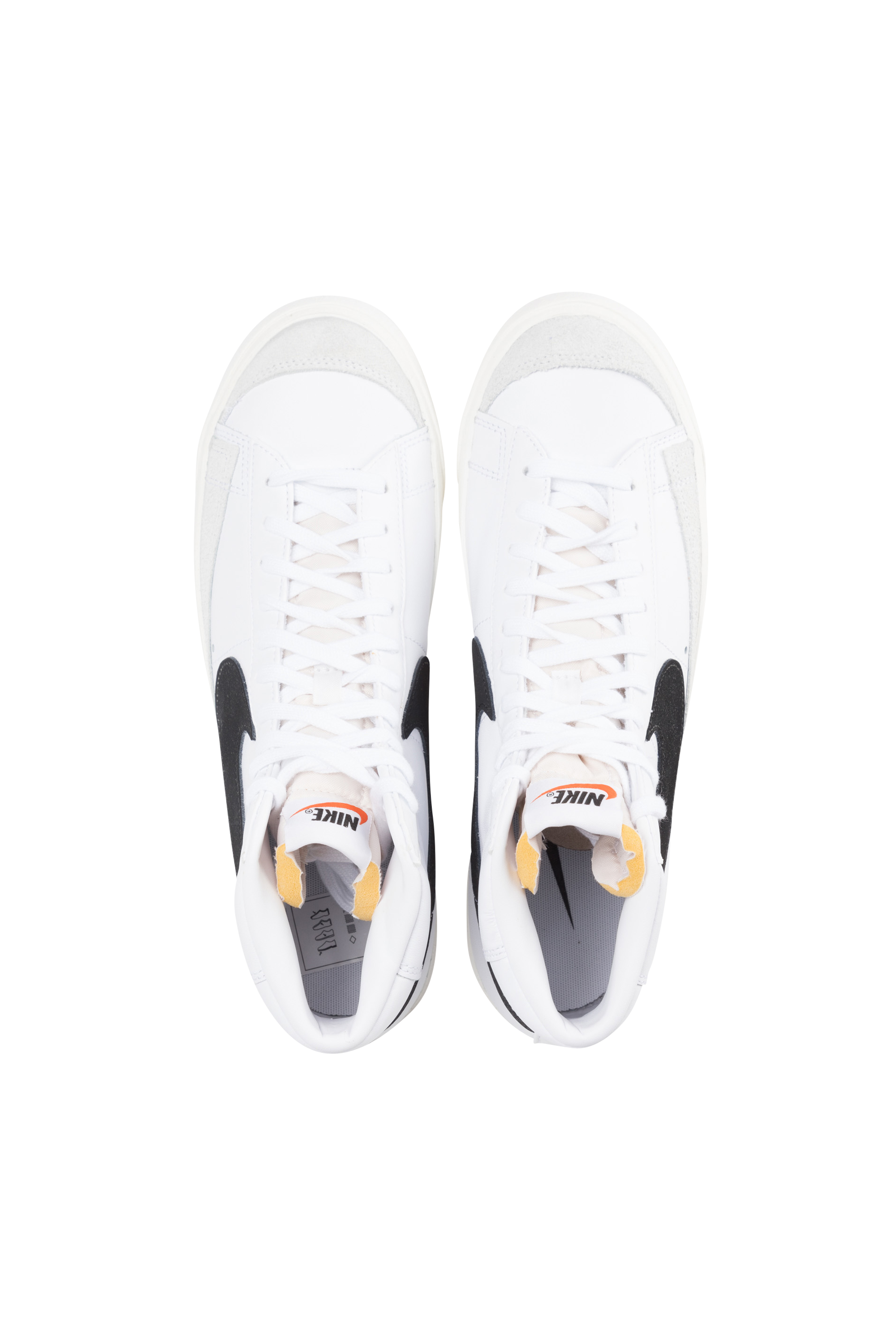 NIKE Baskets montantes BLAZER MID 77 Blanc