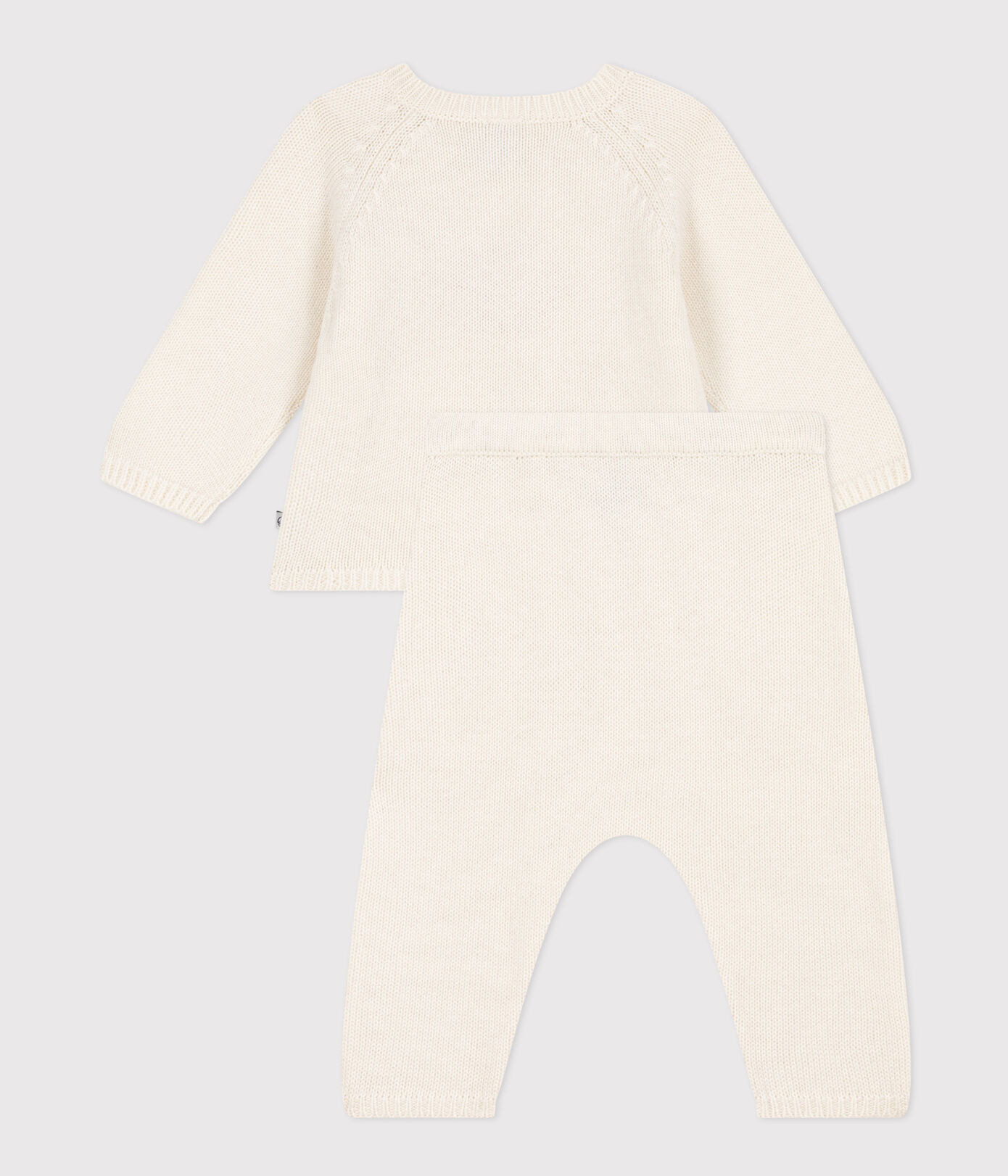 Ensemble en tricot laine et coton motif coeur bébé