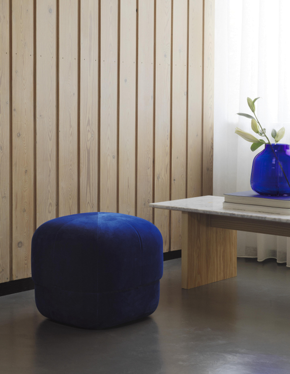 Normann Copenhagen Circus Velour poef small rust