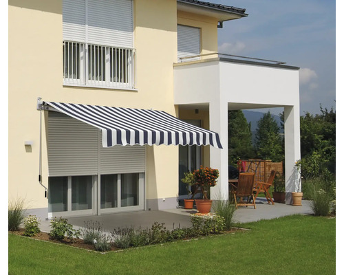 Knikarmscherm 3x2,5, gestreept doek blauw/wit, frame RAL 9003 signaalwit