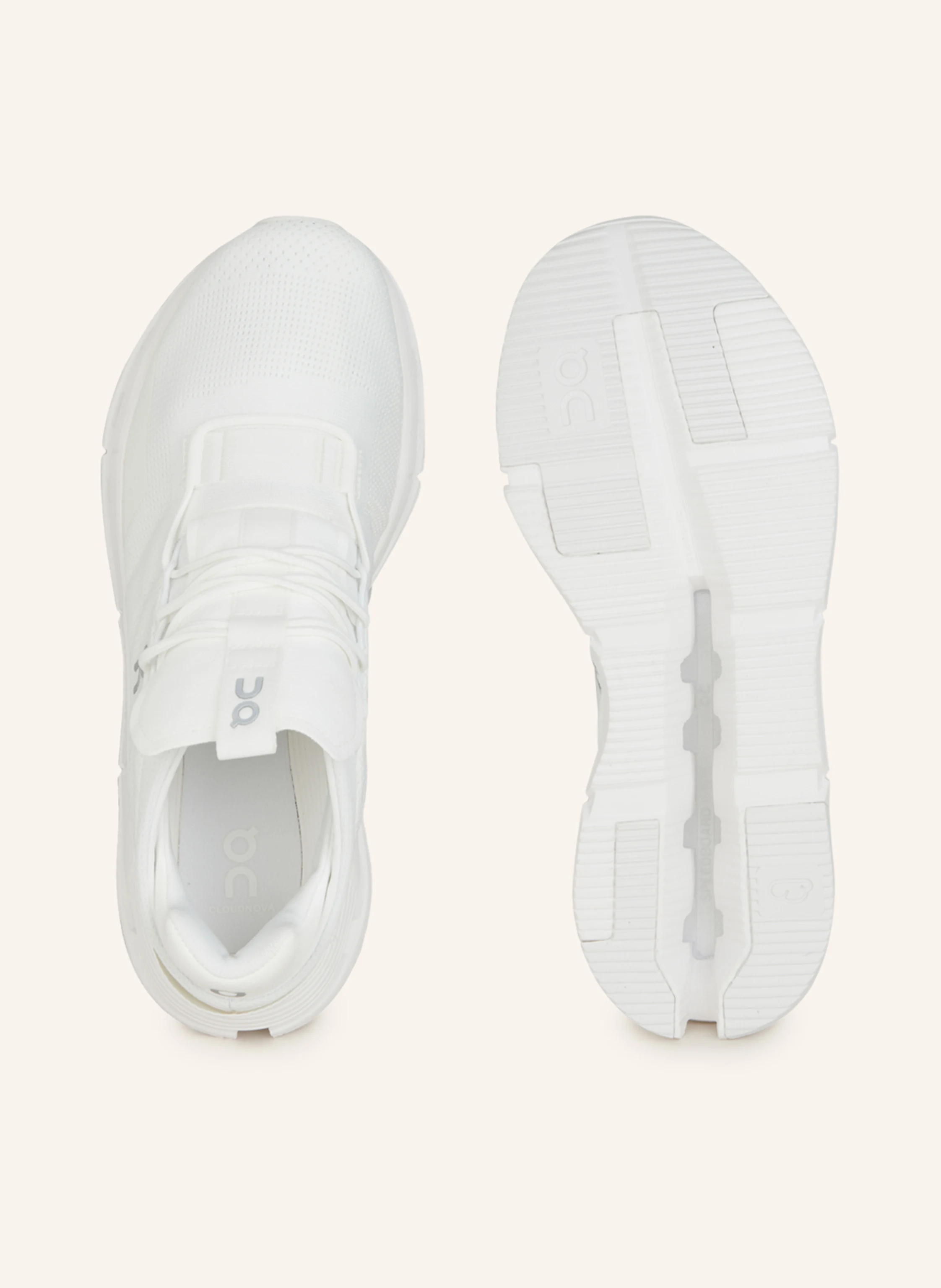 On Sneaker CLOUDNOVA UNDYED