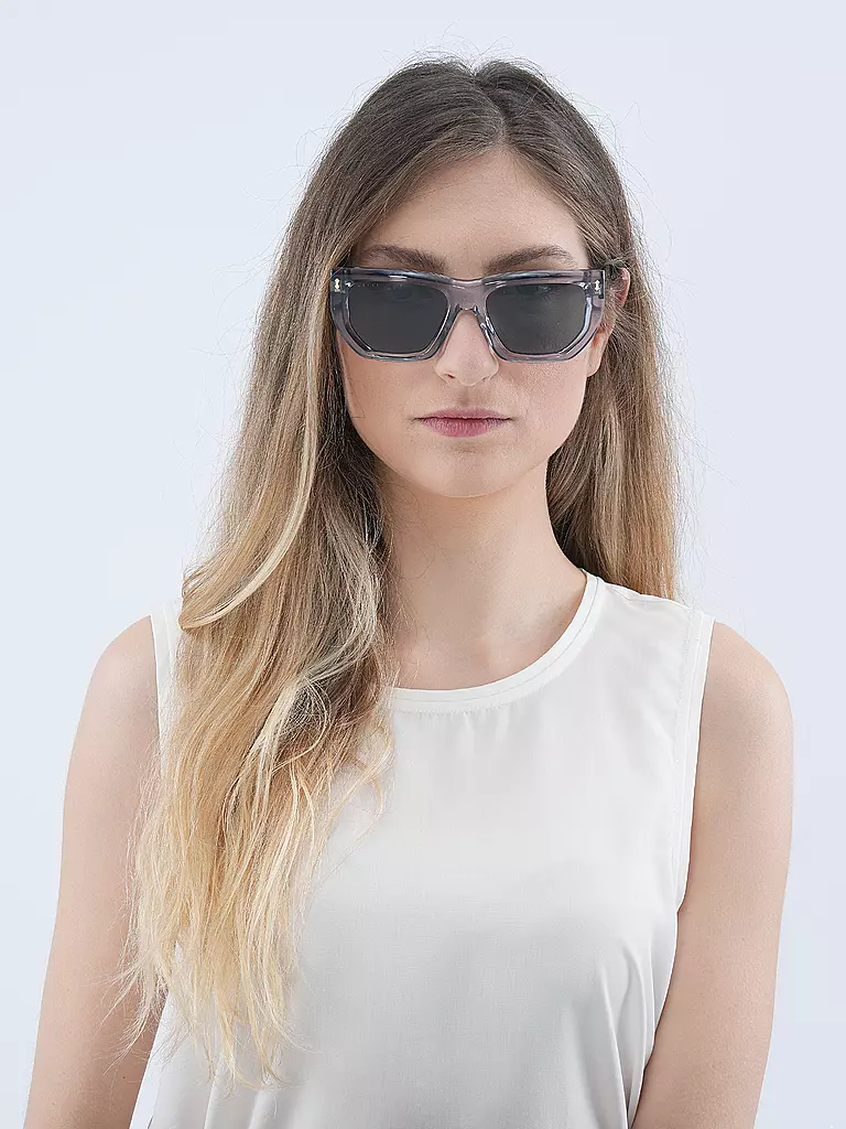 GUCCI Sonnenbrille GG1520S hellgrau