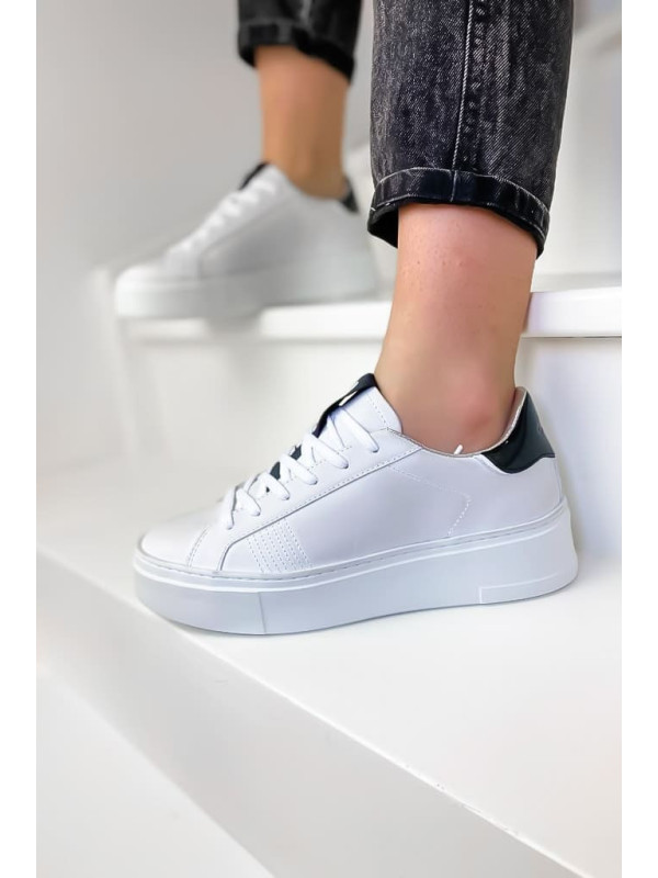 Sneakers WEIGHTLESS LOW TOP White - Crime London