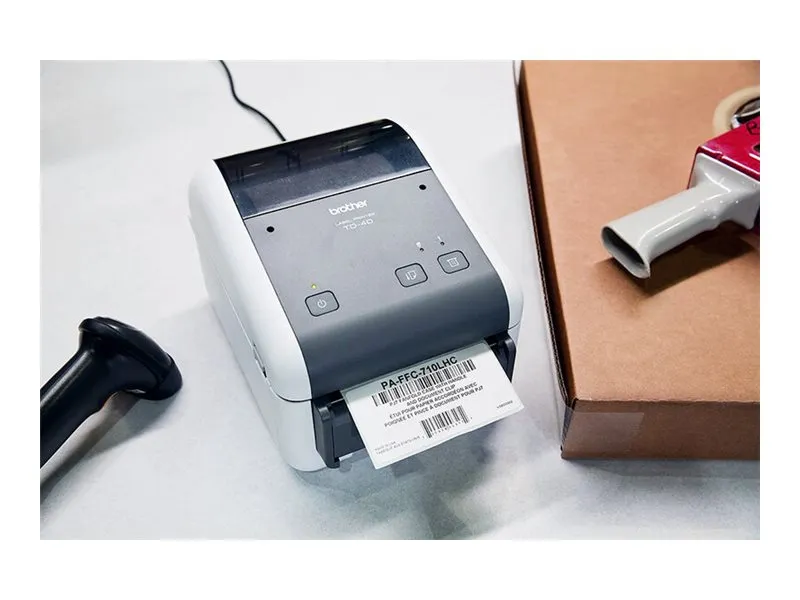 Labelprinter Brother TD-4210D - direkte termisk - rulle (11,8 cm) - 203 dpi - op till 127 mm/sek. - USB 2.0