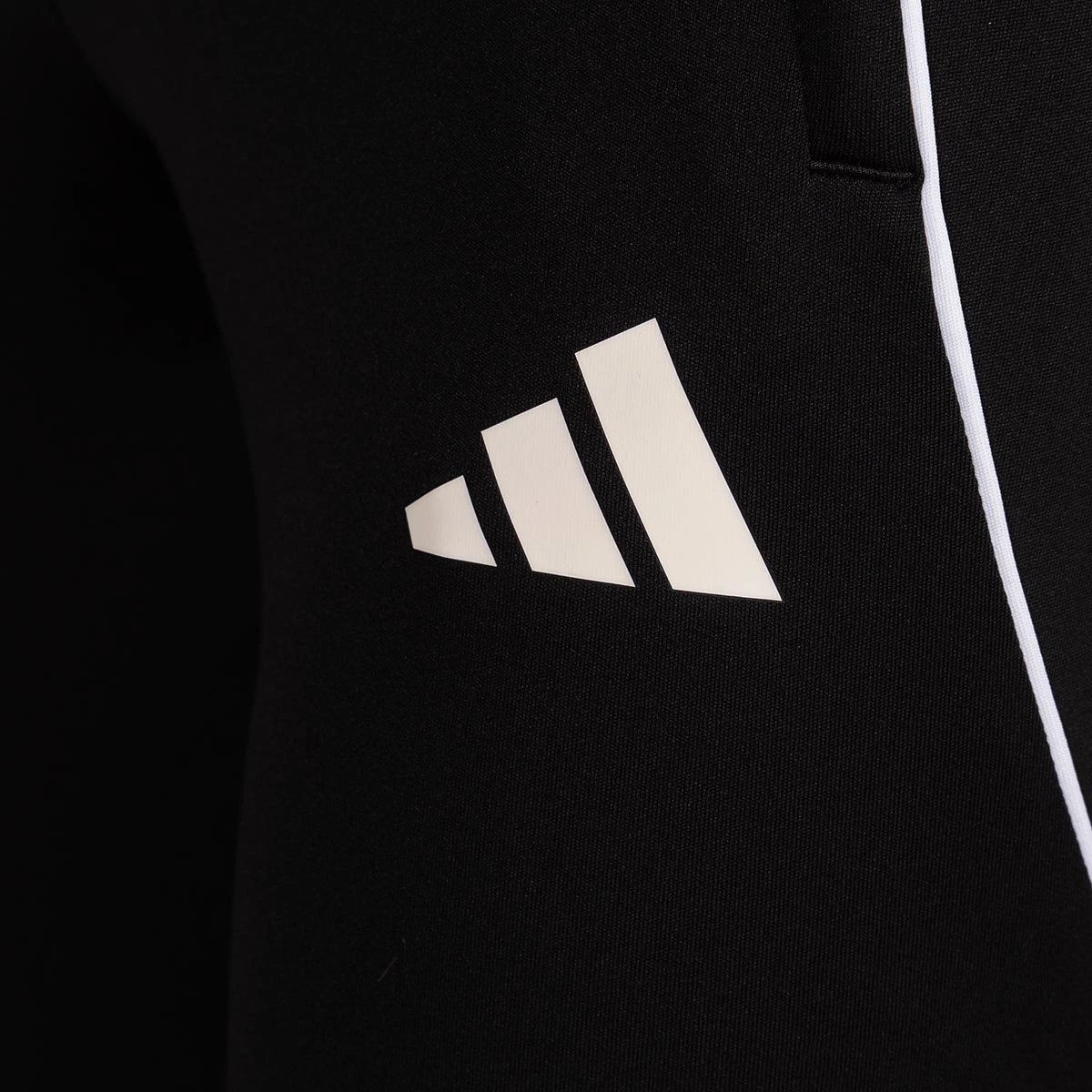 Calças adidas Gimnàstic de Tarragona Training e Passeio Técnicos 2025-2026 Criança