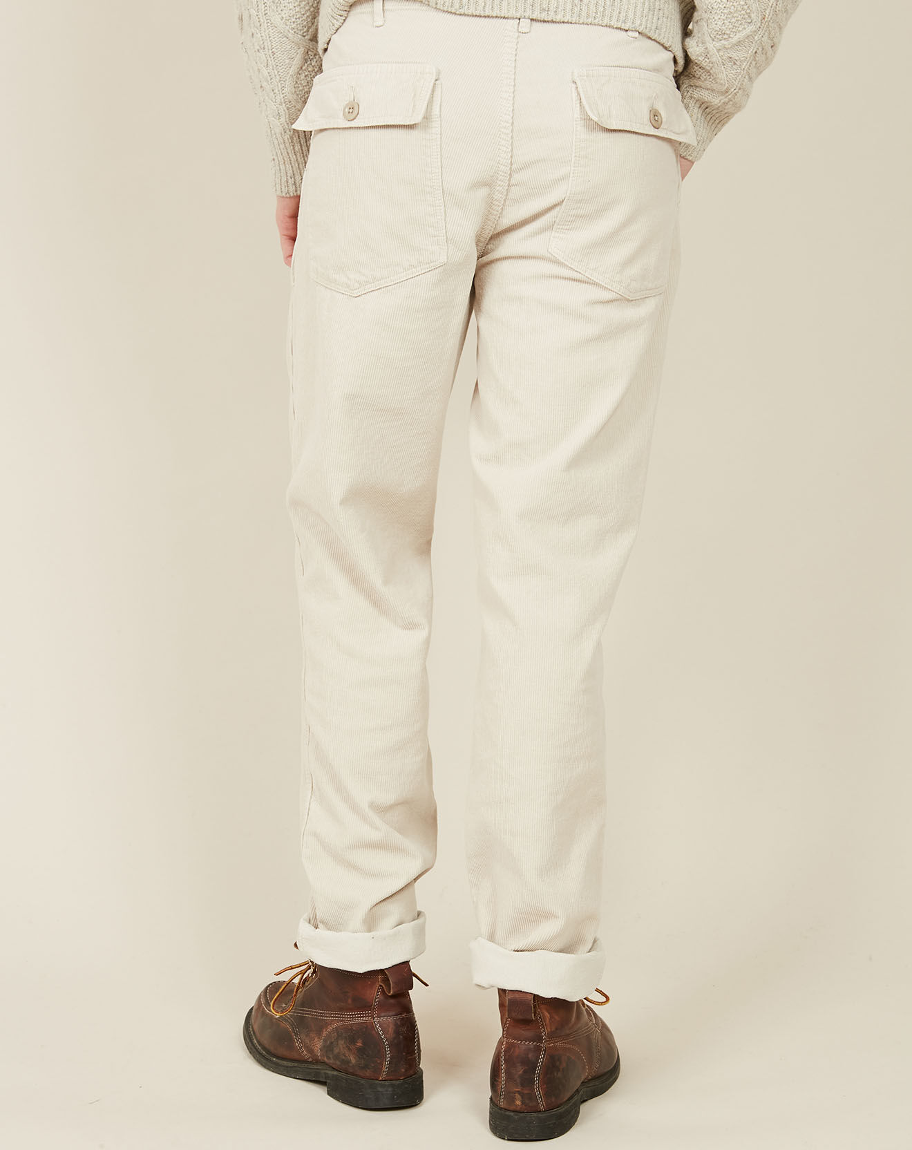 Hartford Pantalon en Velours côtelé Fatigue craie