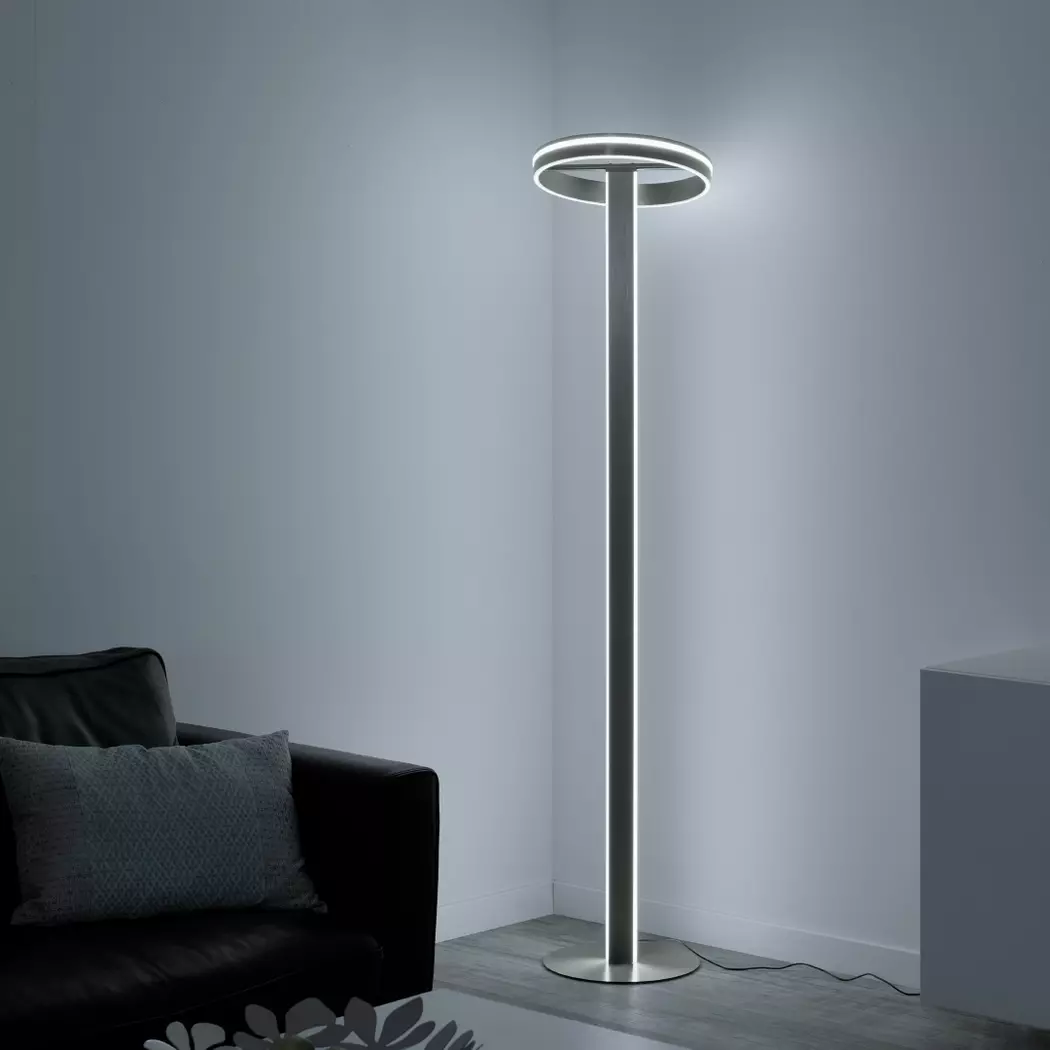 Stehlampe Q-Vito