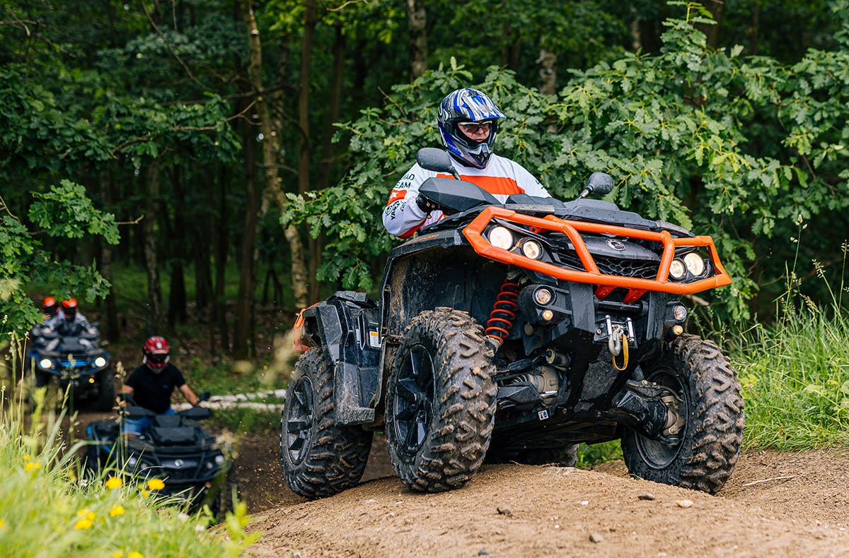 Quad Offroad fahren in Prag als Geschenk
