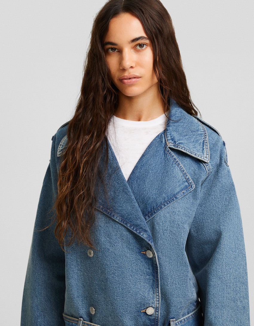 Jaqueta trench coat jeans cropped