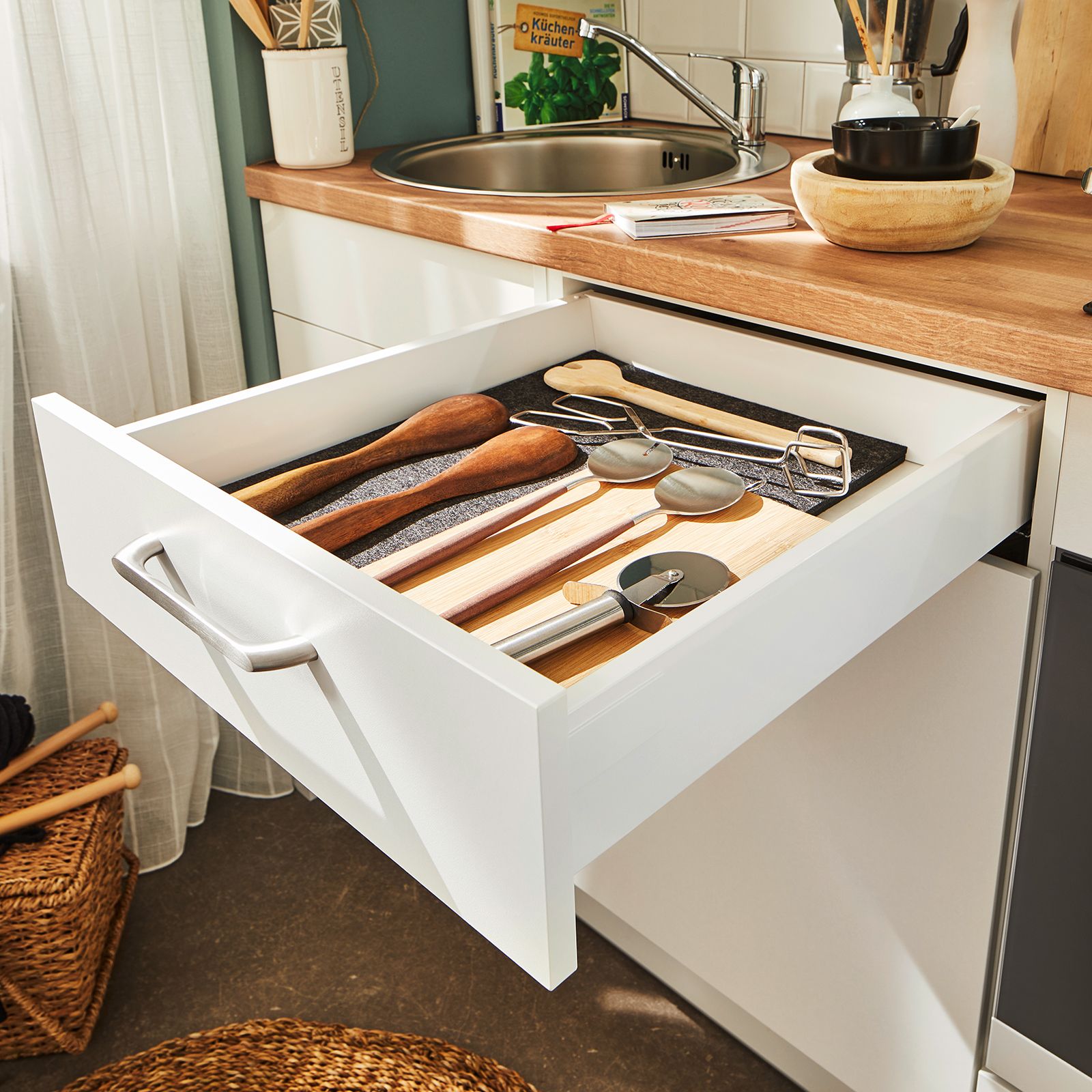 Single-Miniküche - weiß-Honig Eiche - mit E-Geräten - 160 cm