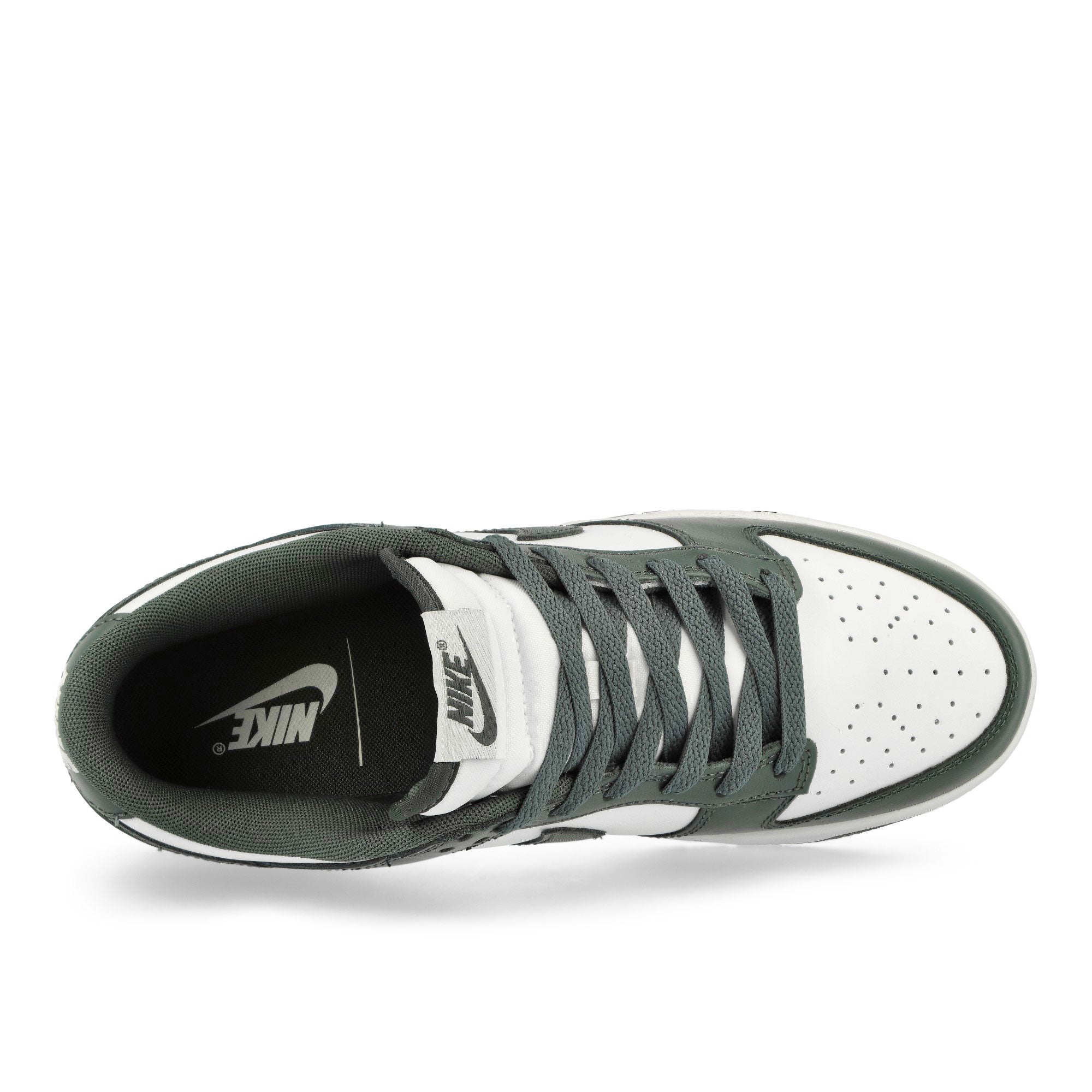 Nike<br>Dunk Low Retro