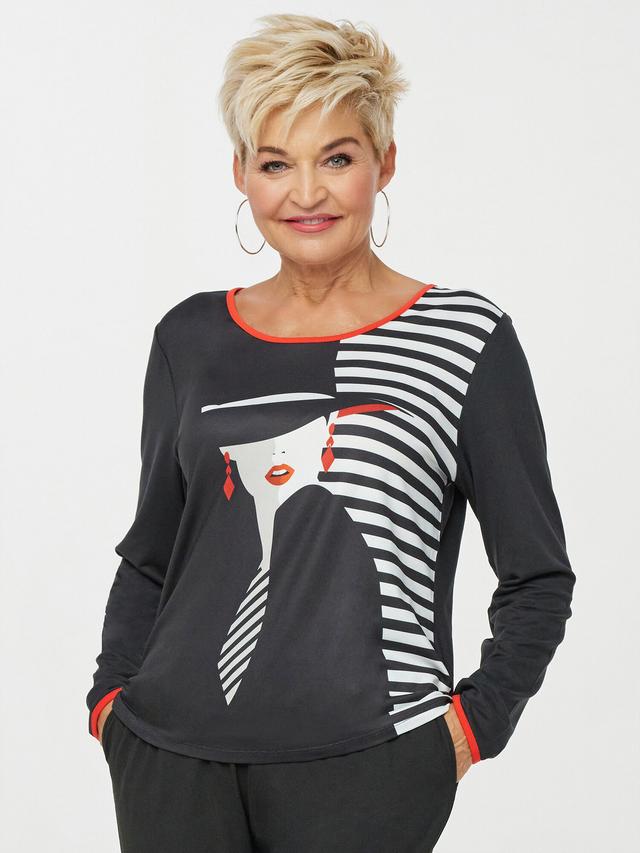 Pyjama Frau mit Hut