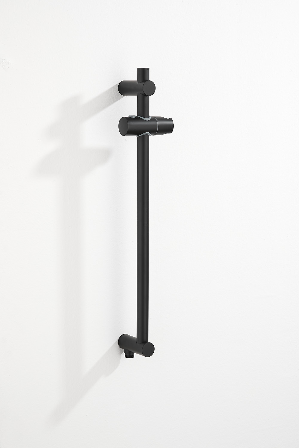 Saniclear Plus douche glijstang met wateraansluiting 60cm zwart mat
