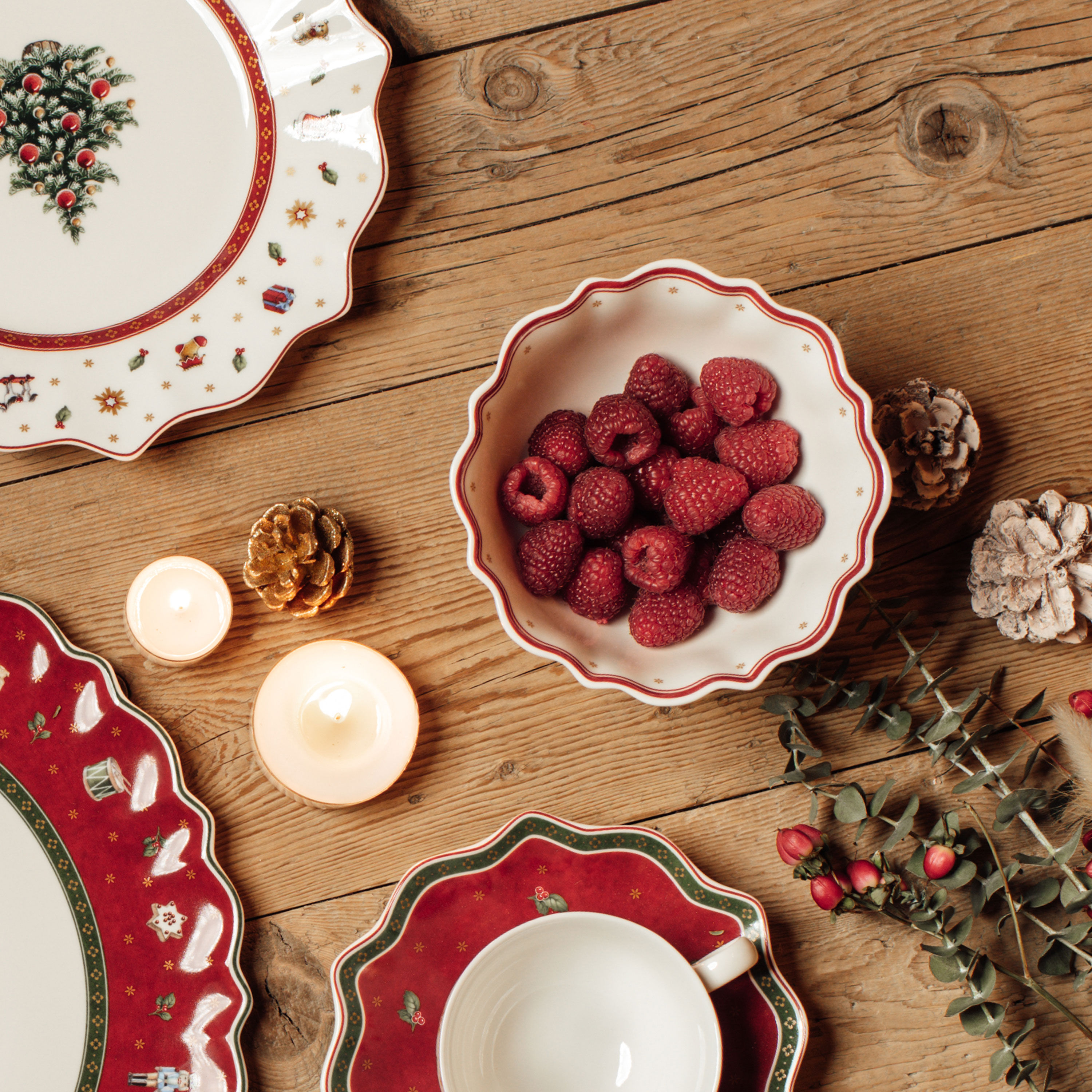 Toy's Delight Cereal bowl Red, 9.5 oz, Premium Porcelain