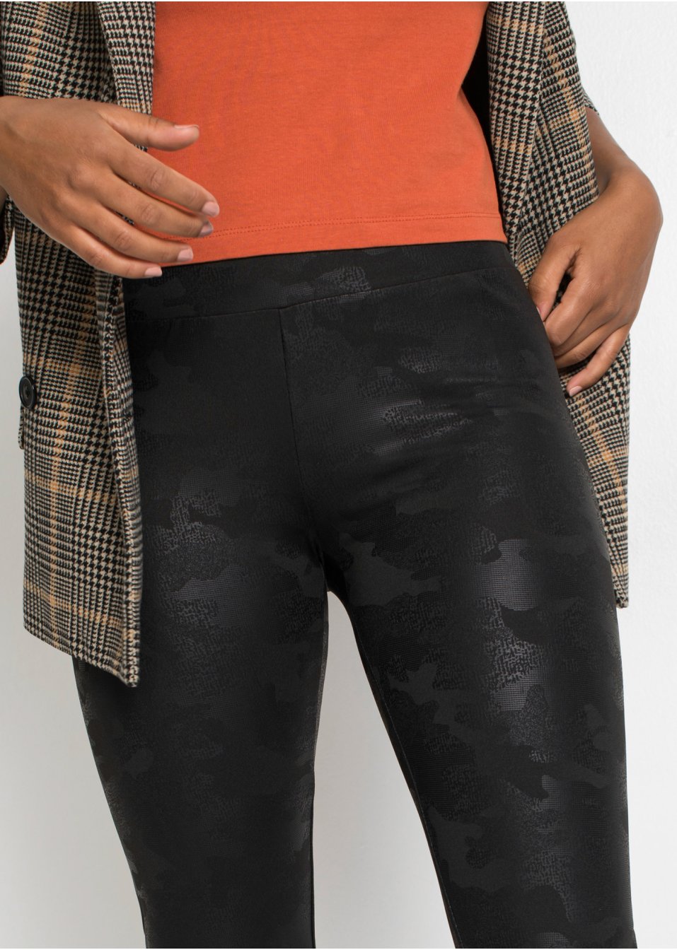 Legging brillant avec imprimé camouflage