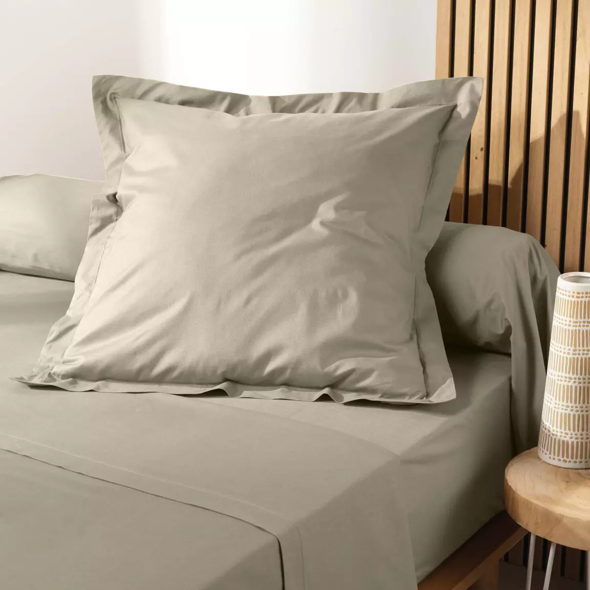 Taie d'oreiller carrée coton bio (63 x 63 cm) Biolina Taupe