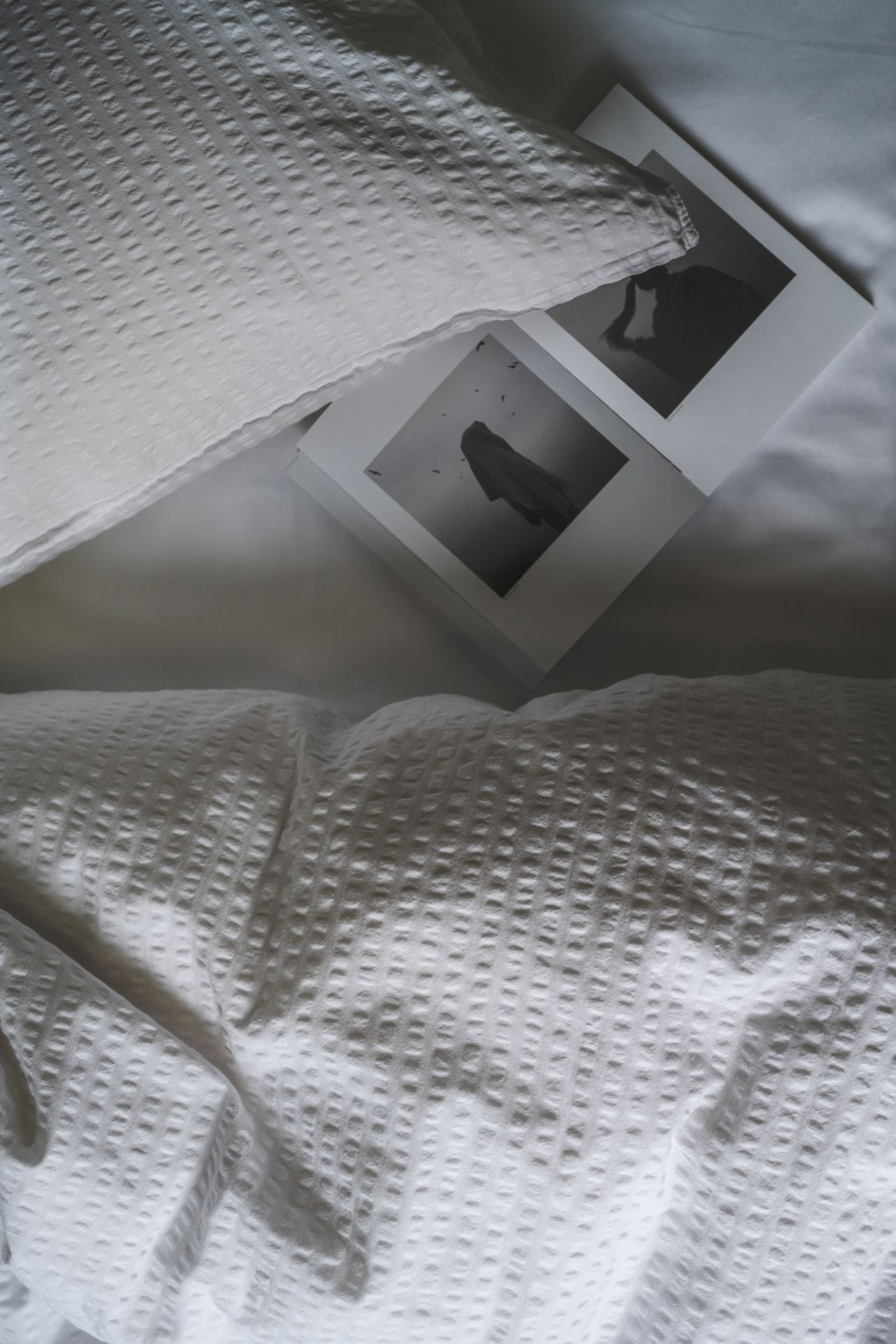 Krepp sengesett hvit - 140x200 cm