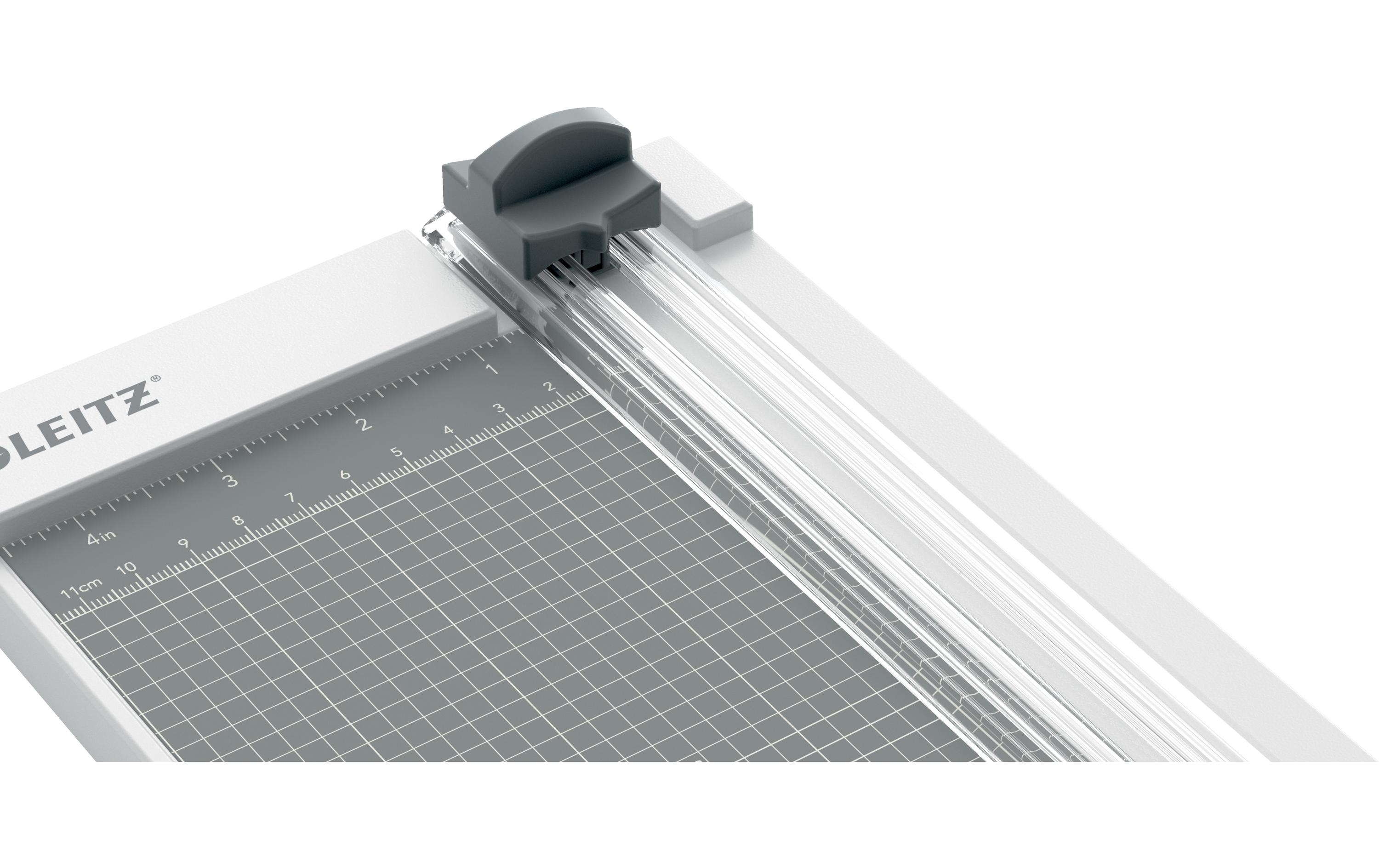 Rollenschneidegerät Precision Home A4 8 BlätterPrecision Home A4-Rollenschneider perfekt für den Heim-, Bastel- oder Hobbygebrauch