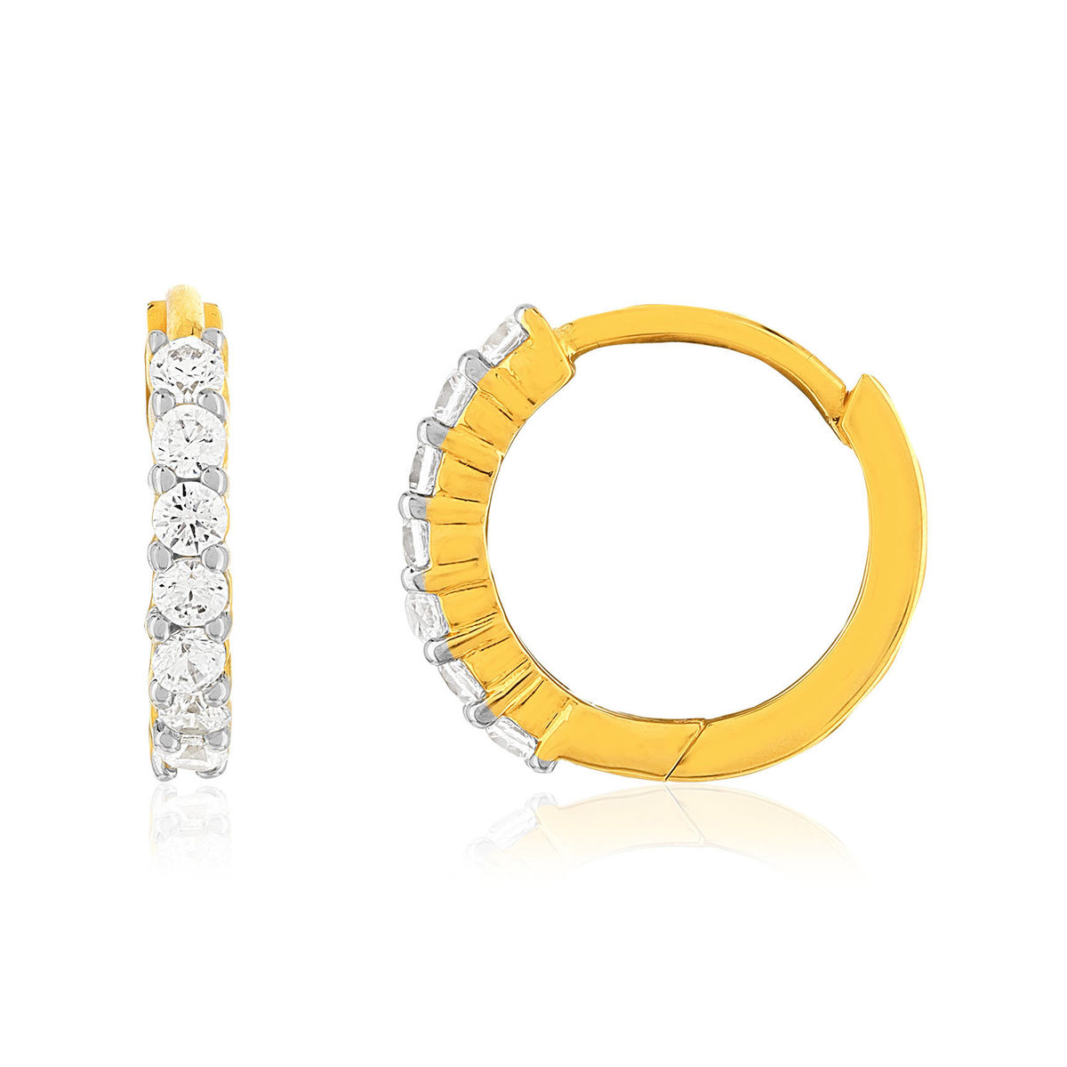 Créoles plaqué or jaune, zirconias. 15 mm.