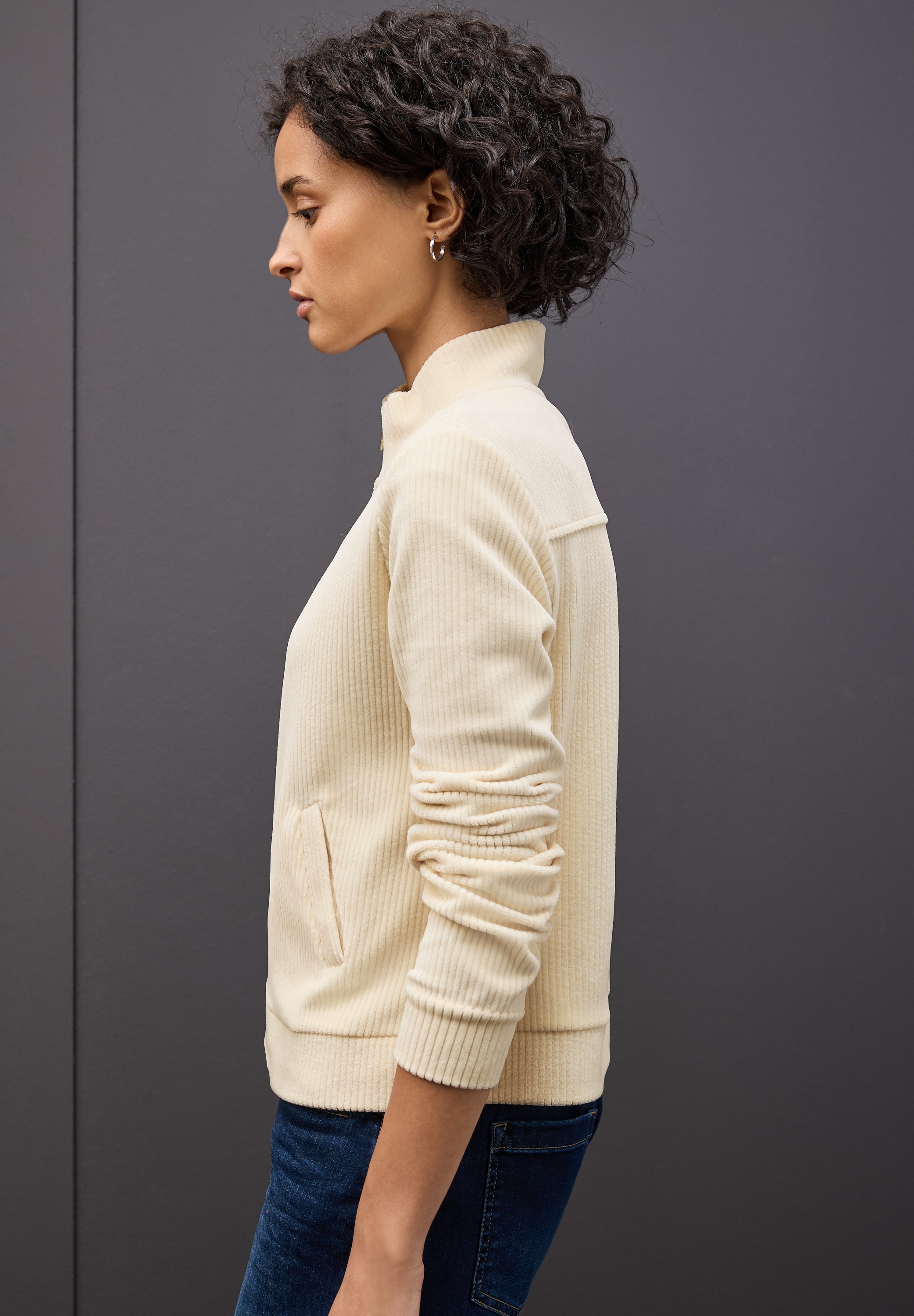 STREET ONE Sweatjacke Cord, mit elastischem Saum und Reissverschluss