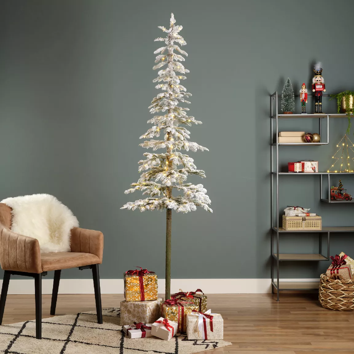 Sapin de Noël artificiel lumineux 200 LED H210 cm Sierra Vert enneigé