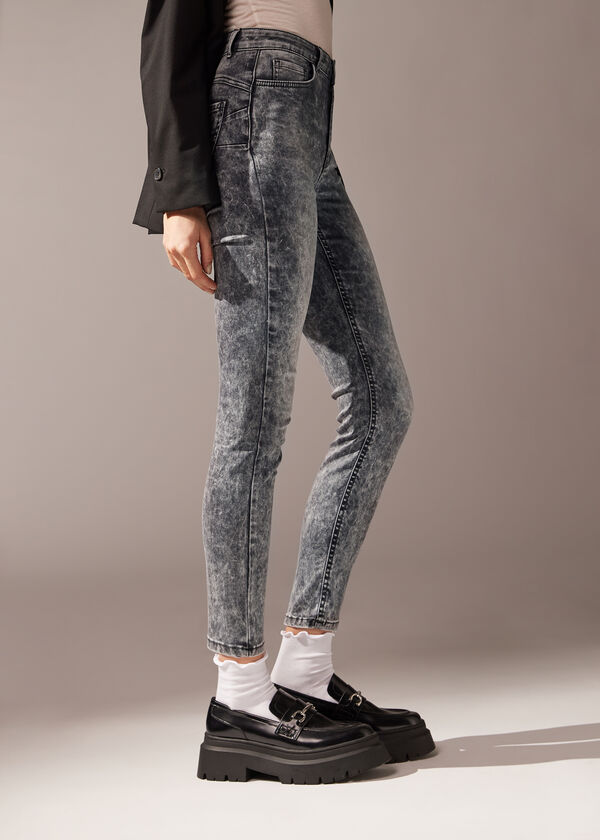 Calça jeans skinny push-up de cintura alta com toque suave