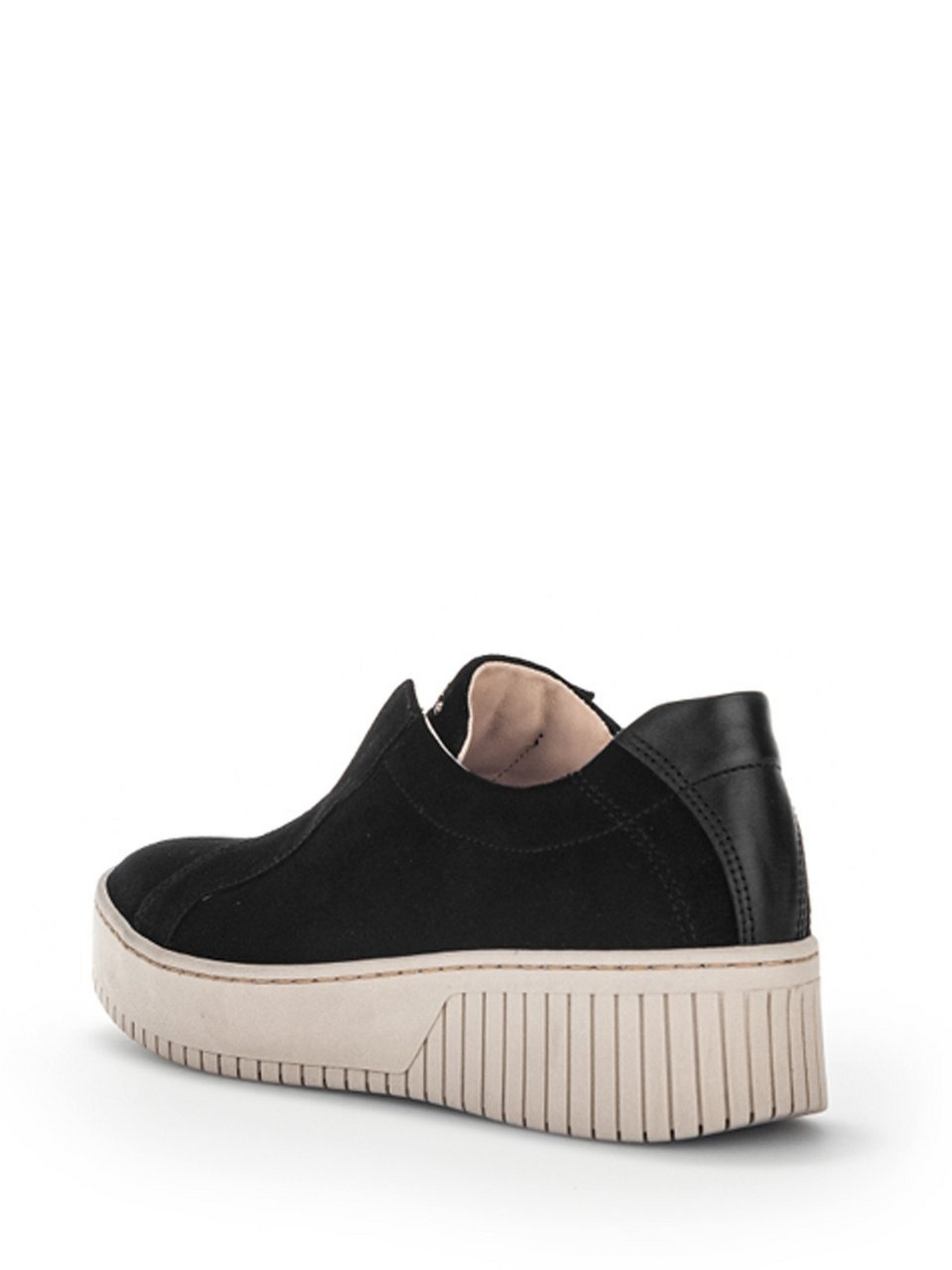 Sneaker