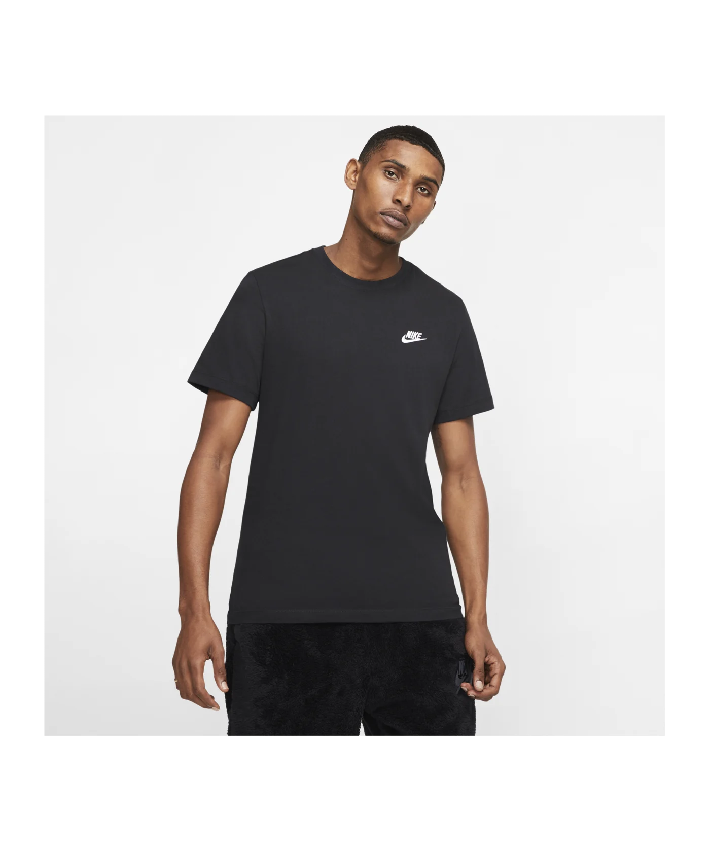 Nike Club T-Shirt Schwarz Weiss F013