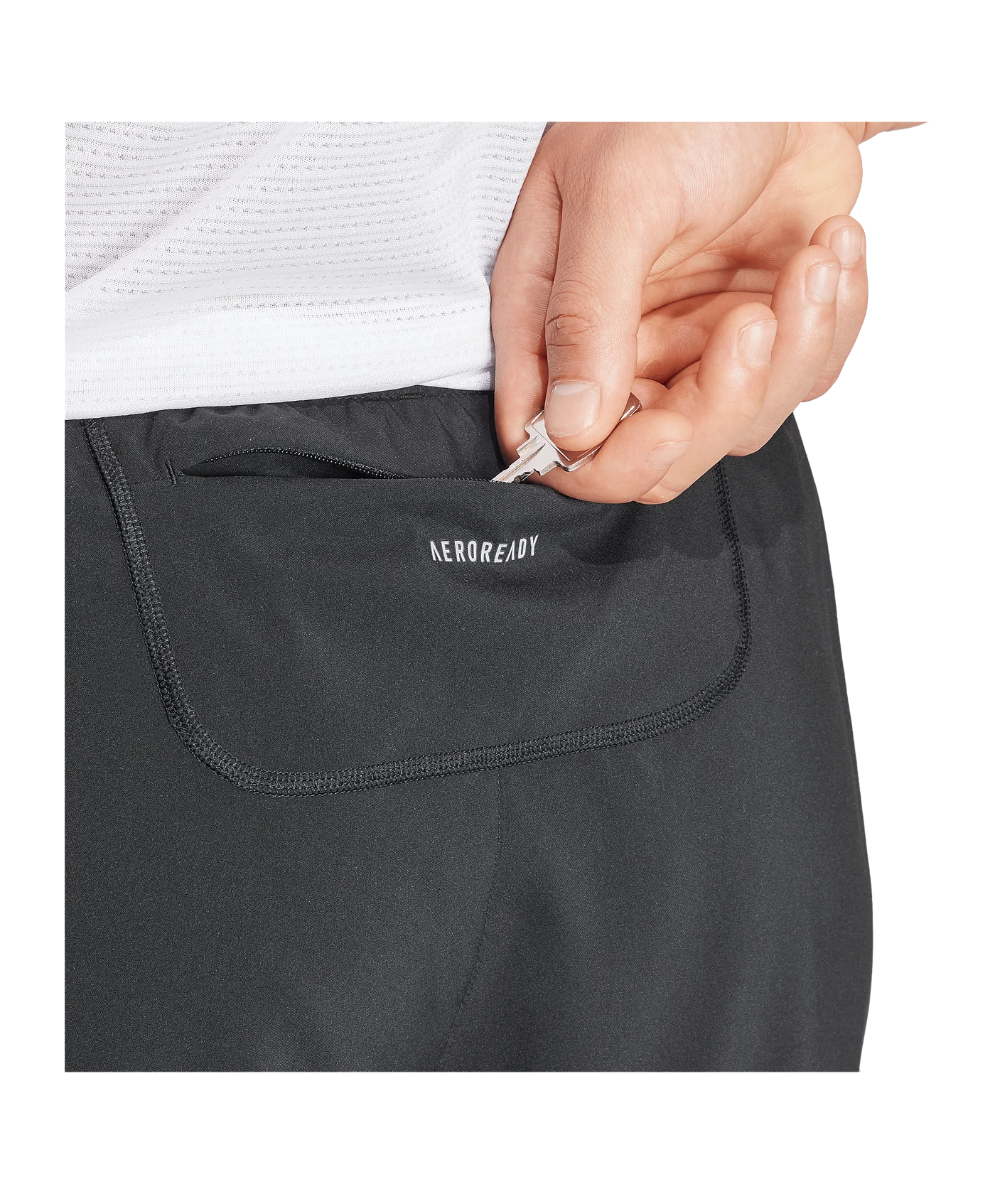 adidas Own The Run Short Schwarz