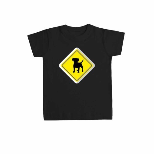 Camiseta infantil com emblema 