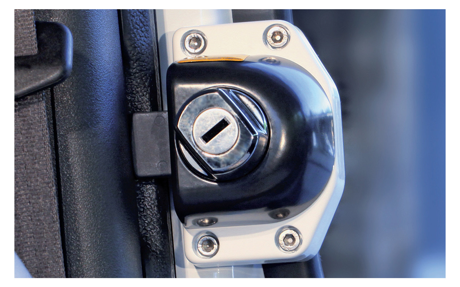 HEOSafe Renault Master, Opel Movano 2000-2010, Iveco Daily 2000-2014 Diebstahlschutzschlösser 2 Stück mit Arretierung