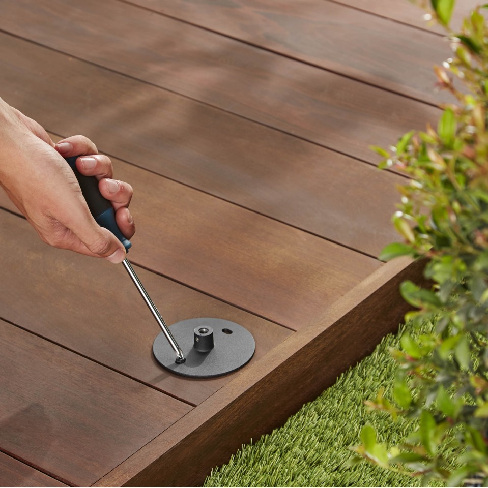 Philips Hue - Lily XL Spot Light - Hue Outdoor-White & Color Ambiance