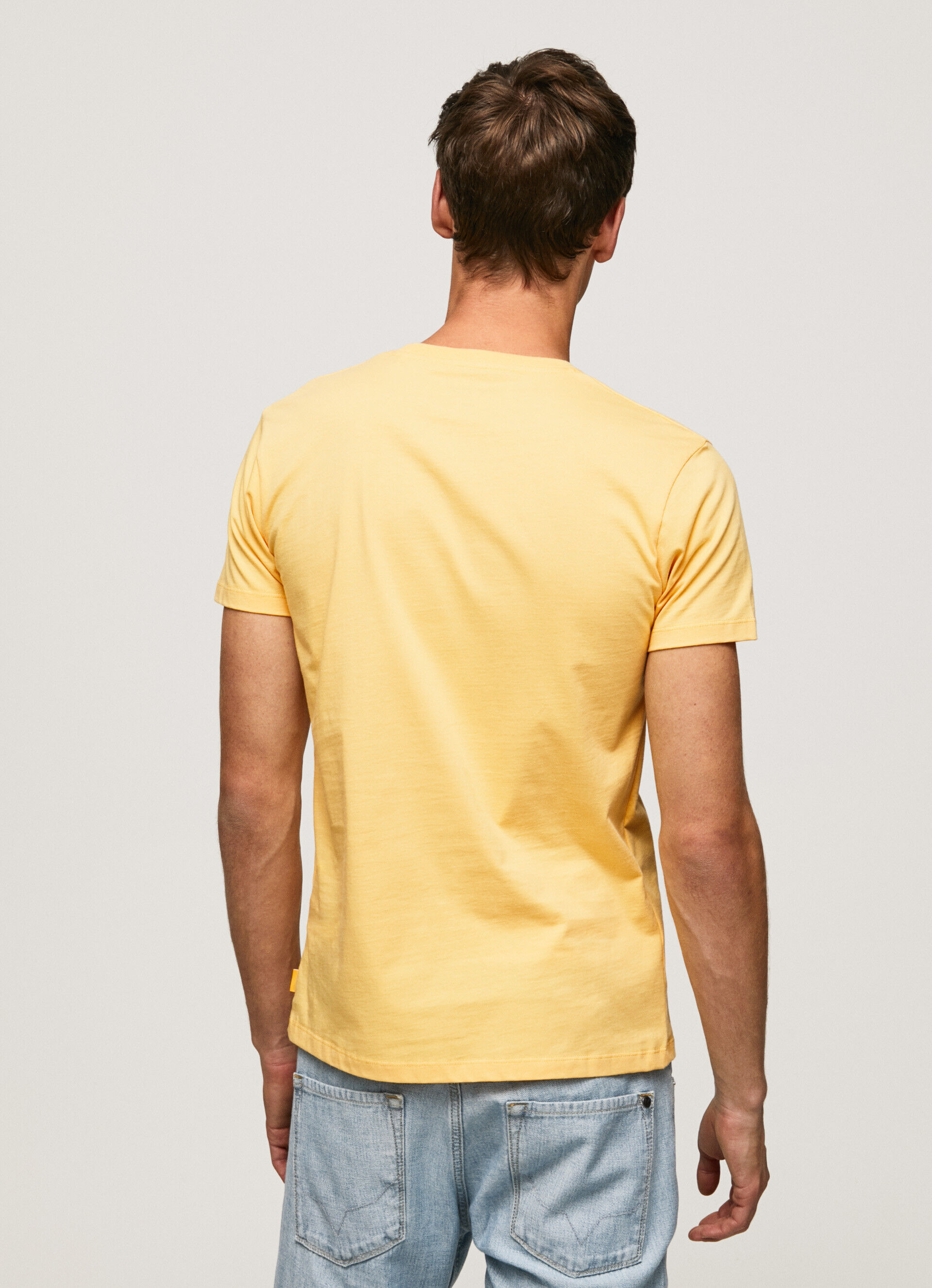 CAMISETA COM LOGOTIPO ESTAMPADO - brilhante
